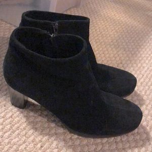 La CANADIENNE Black Heeled Boots
